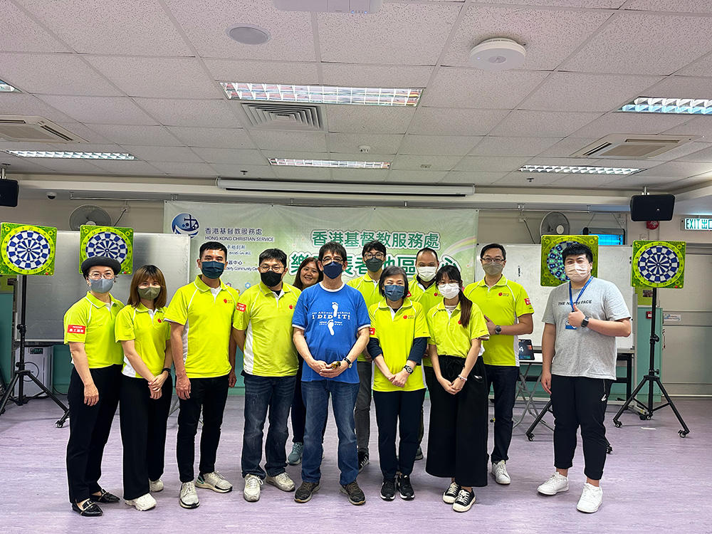 volunteer-darts-event-006